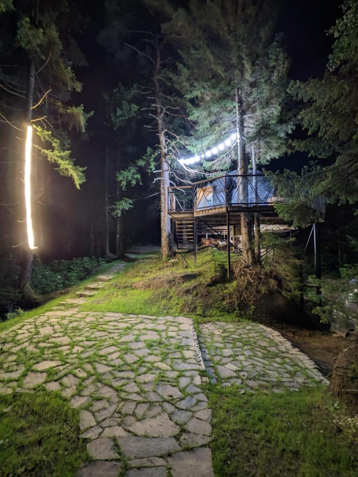 Seri K'eda Buitenkant foto